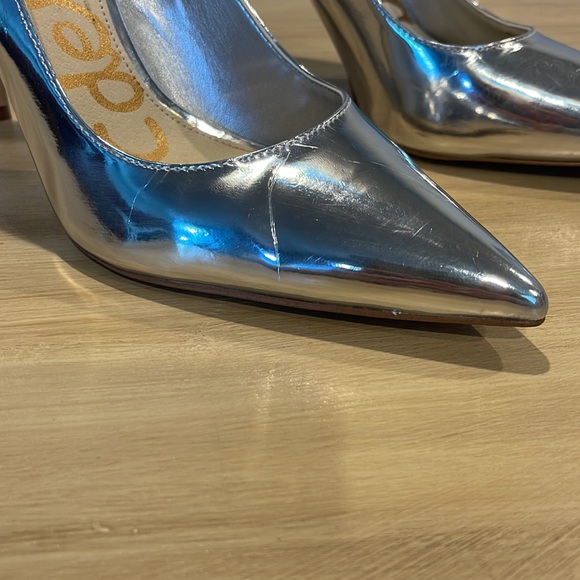 Silver Pumps - Picture 7 of 9